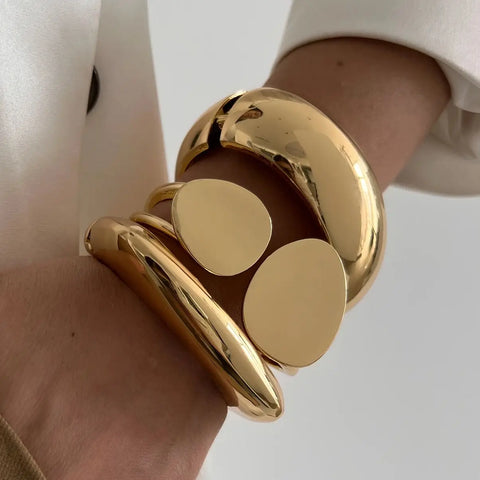 GILDED STATEMENT Bangle Set