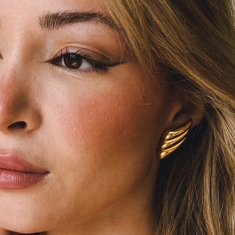 SCULPTURA Vintage Twist Earrings