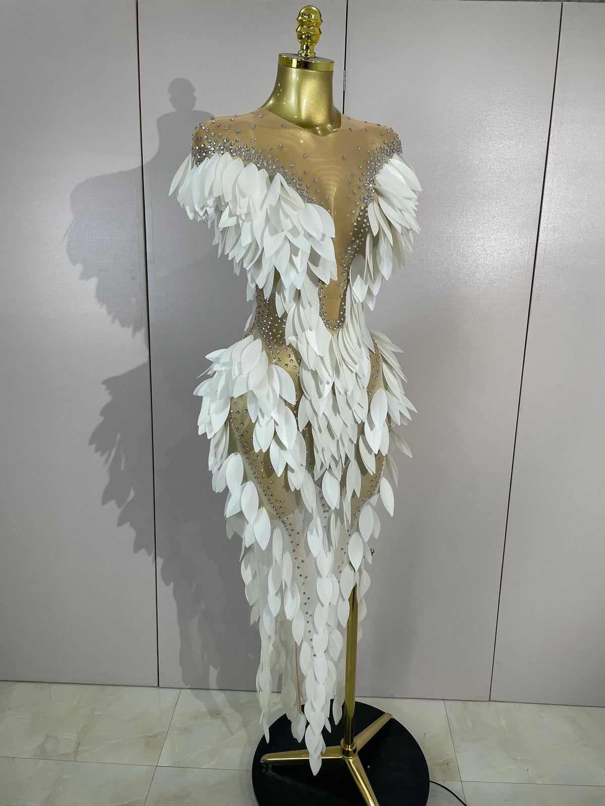 LUMIÈRE Pearl Mesh Gown