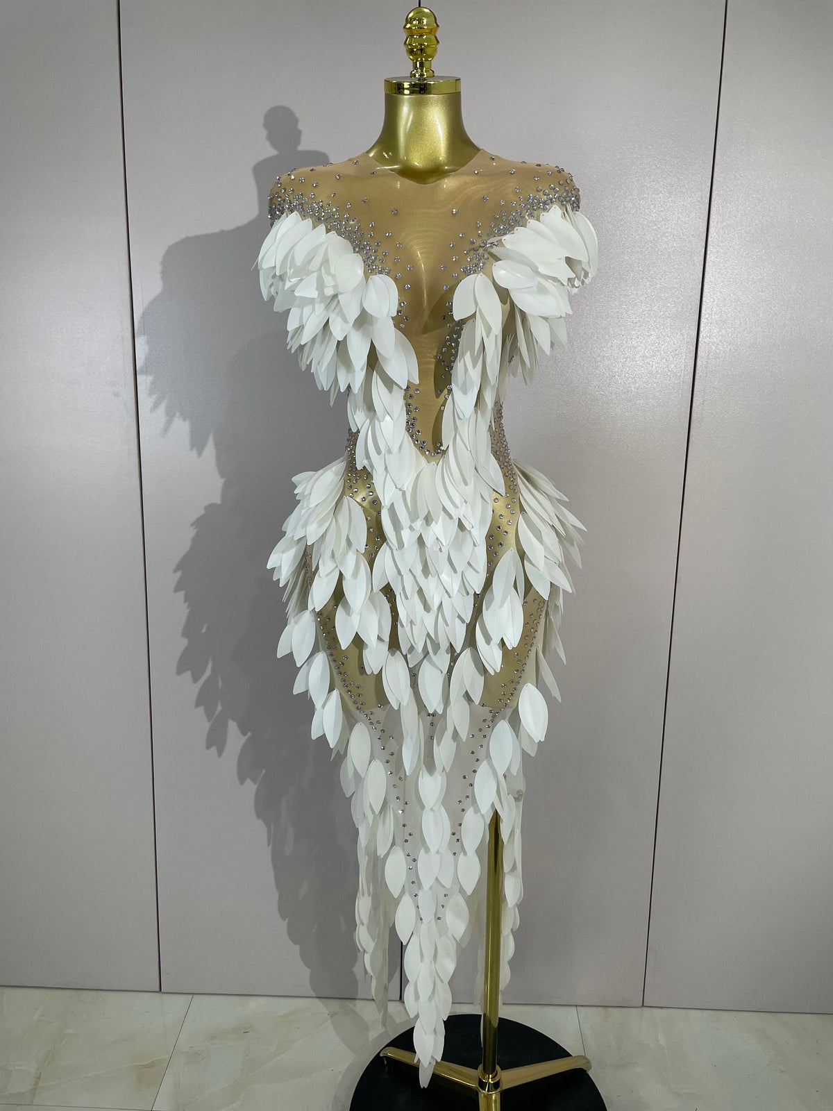 LUMIÈRE Pearl Mesh Gown