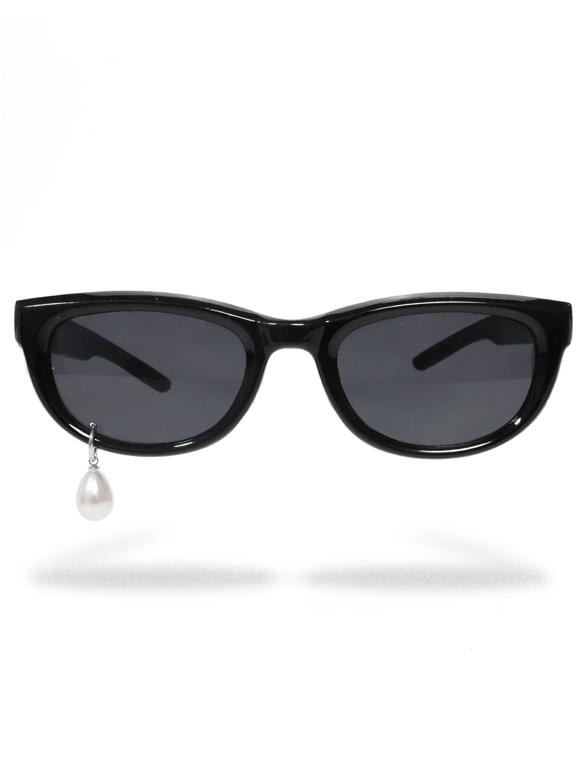 PEARL DROP Shades-sunglasses-SAINT CHIC-Black Round One Pearl-SAINT CHIC