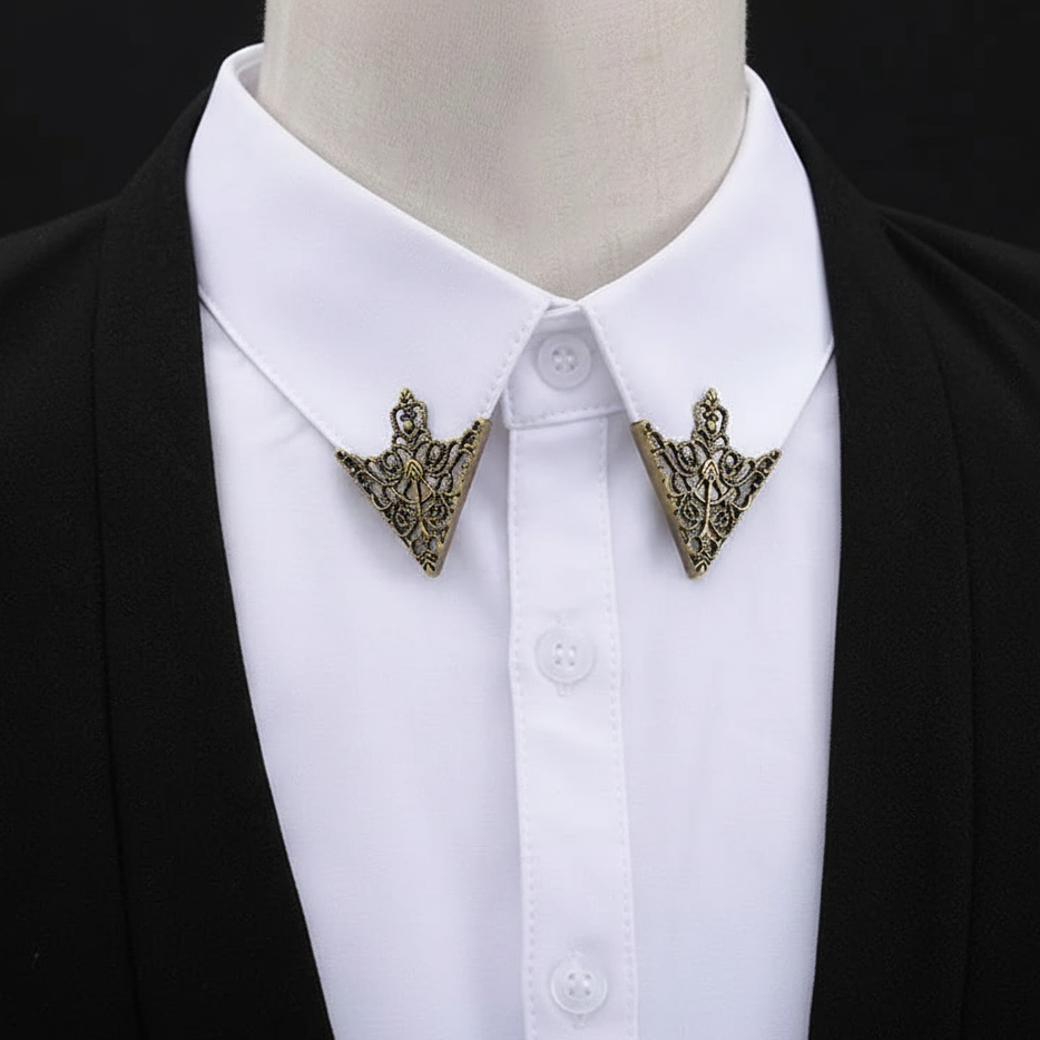 DALLAS Triangle Collar Pins – Metalwork Statement Brooches-brooch-SAINT CHIC