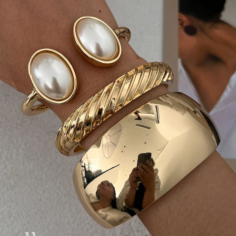 GILDED STATEMENT Bangle Set