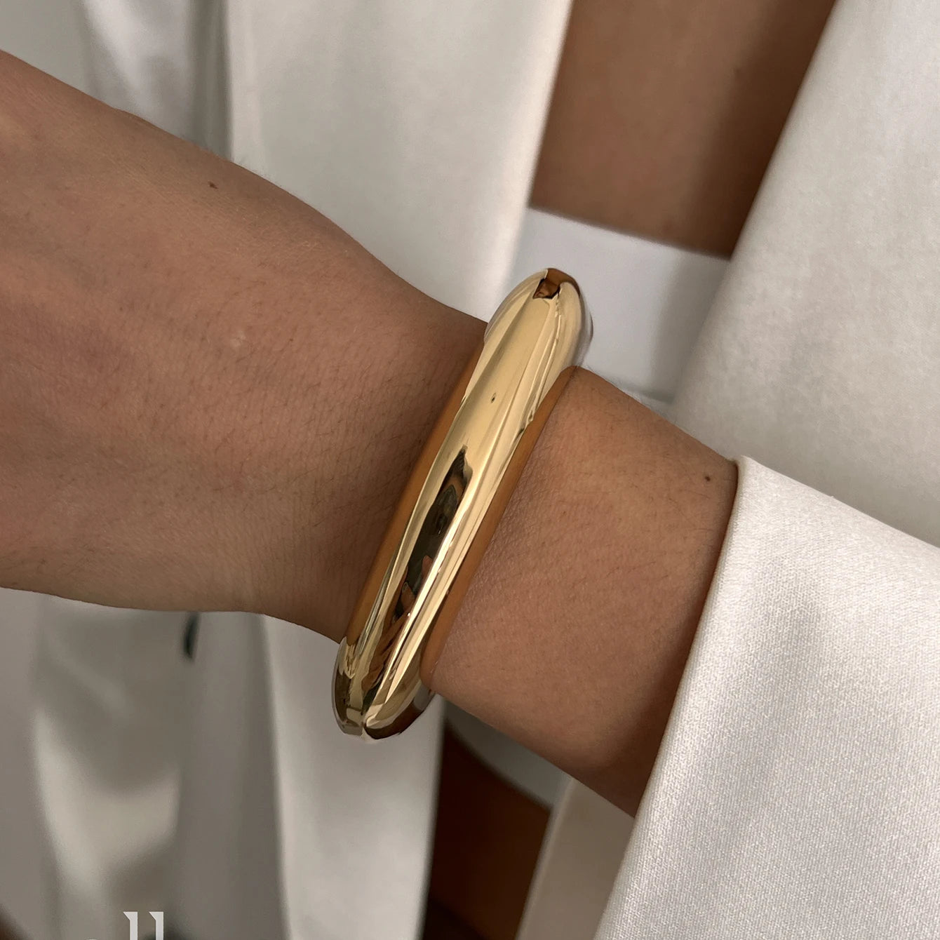 GILDED STATEMENT Bangle Set-bracelet-SAINT CHIC