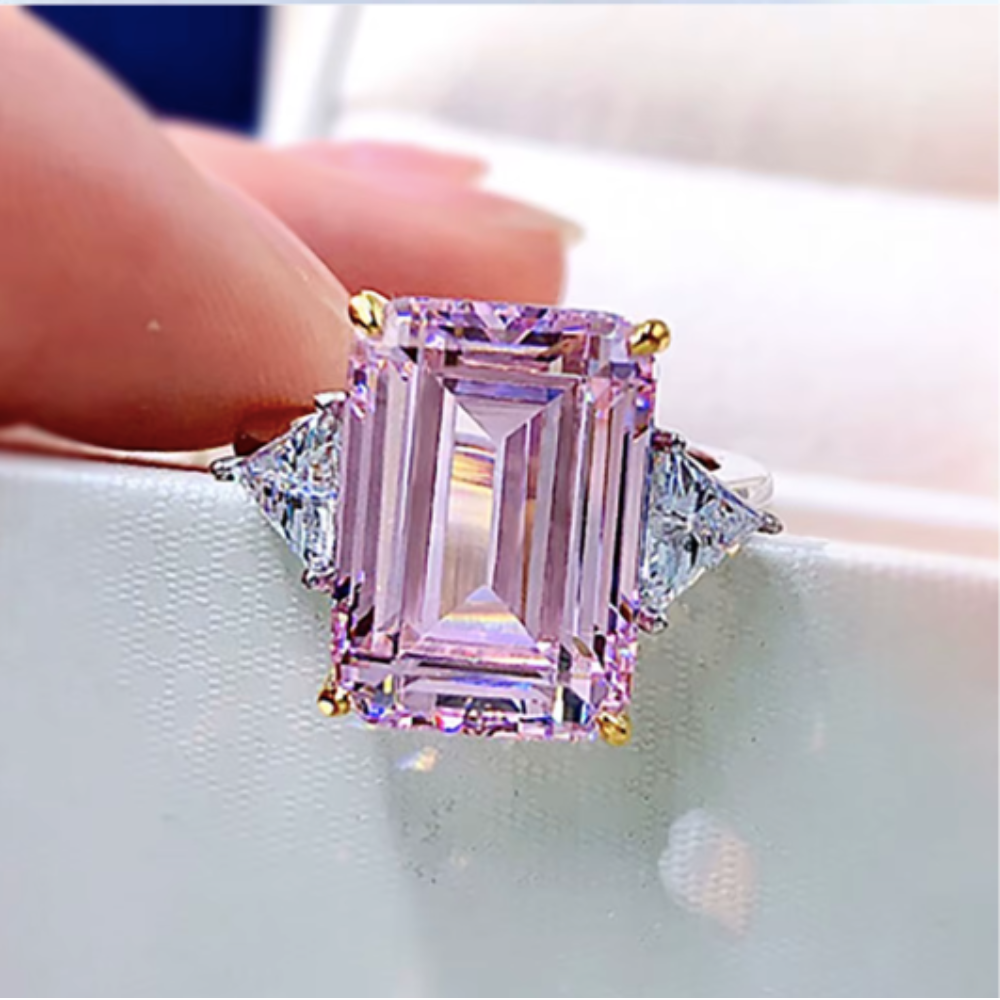 PRINCESS Emerald Cut Ring Secondary image