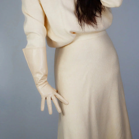 AVENUE Leather Glove