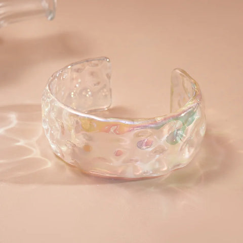 LUCENT Acrylic Cuff