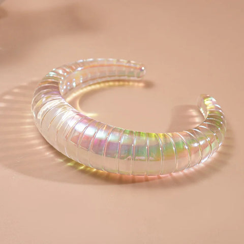 LUCENT Acrylic Cuff