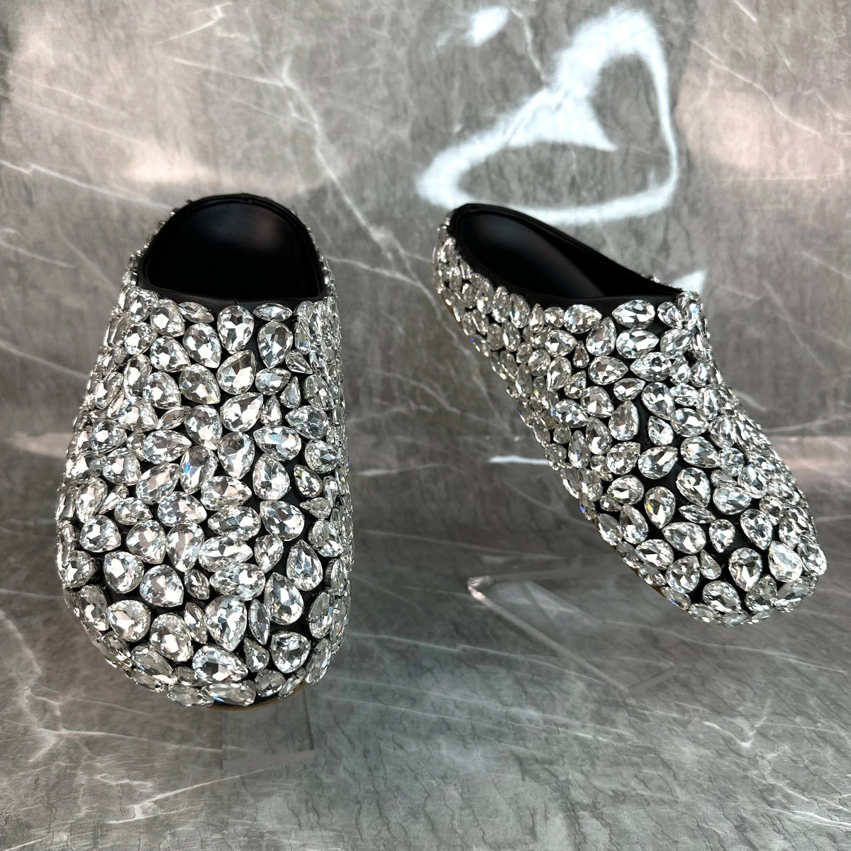 CRYSTAL DRENCH Slides-shoe-SAINT CHIC-7-SAINT CHIC